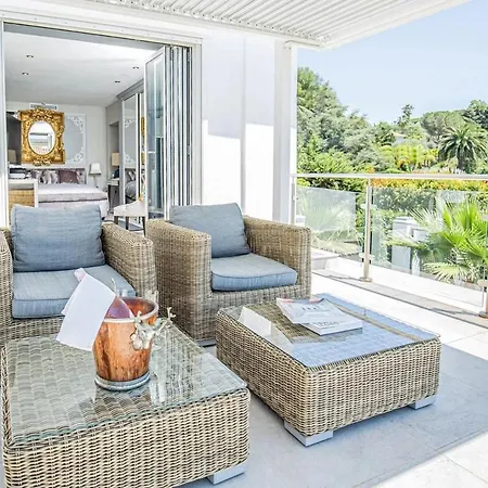 דירה Private With Private Heatead Pool, Sauna And Jacuzzi In אנטיב